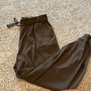 Never worn olive green lululemon joggers